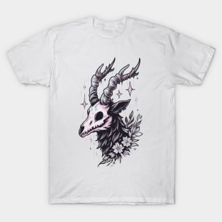 Animal skull with horns T-Shirt